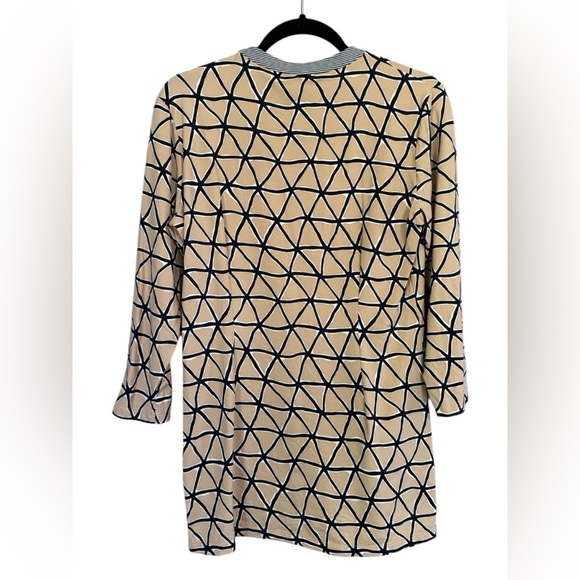 J. McLaughlin Beige and Black Geometric and Striped Tunic - Picture 4 of 9